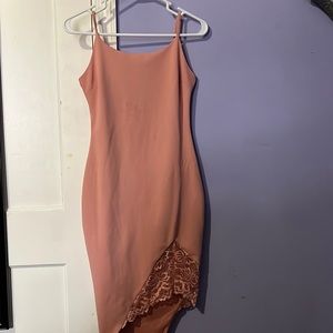 Selling a dress. Worn once. Not needed anymore.